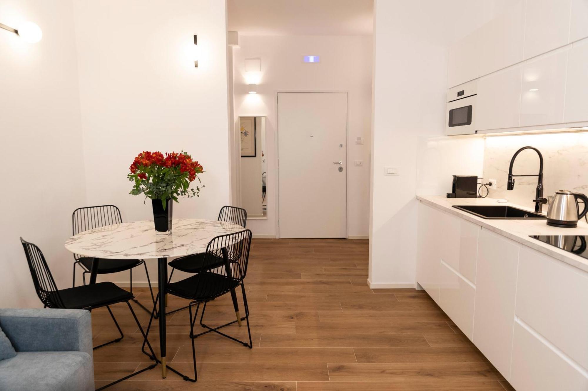 Apartamento "42Metriquadri" A Bari Exterior foto